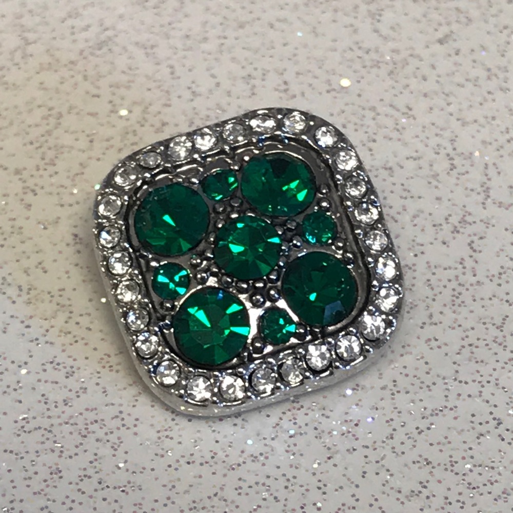 Magnolia & Vine Green Pave Square Retired